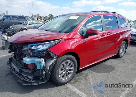 2022 Toyota Sienna Le from USA, damaged, VIN 5TDKRKEC7NS096484